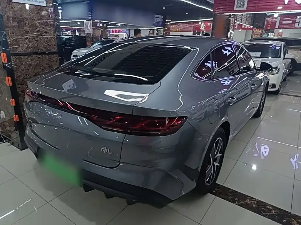 BYD Qin L — фото 2
