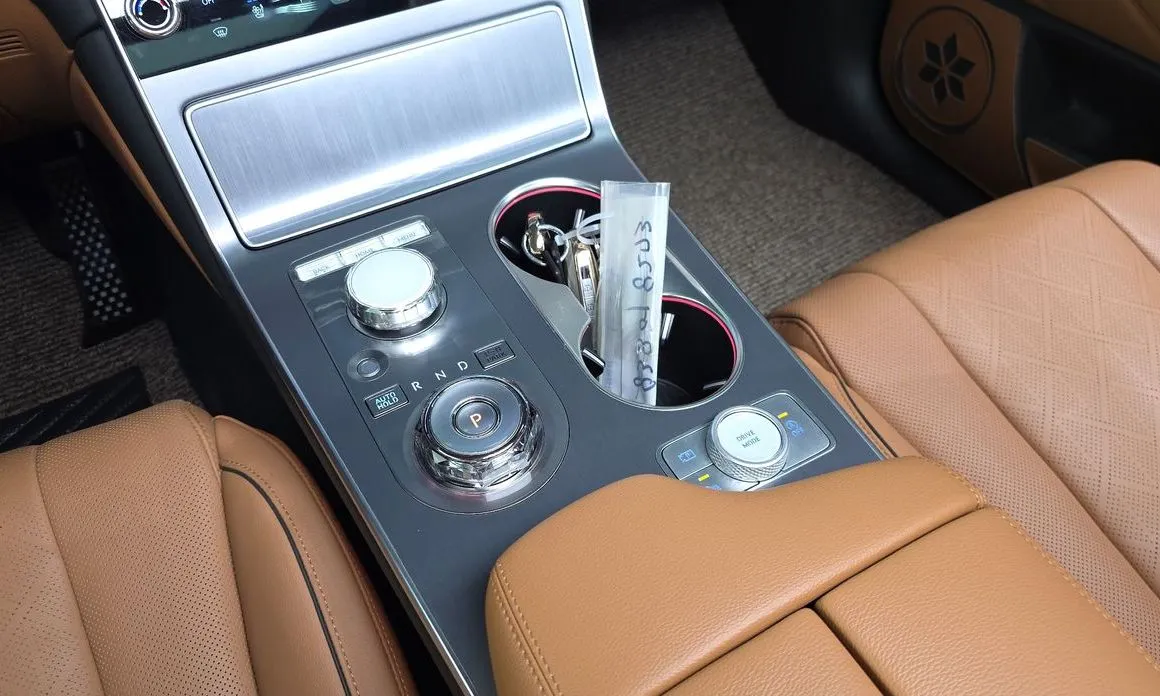 Genesis GV80 — фото 10