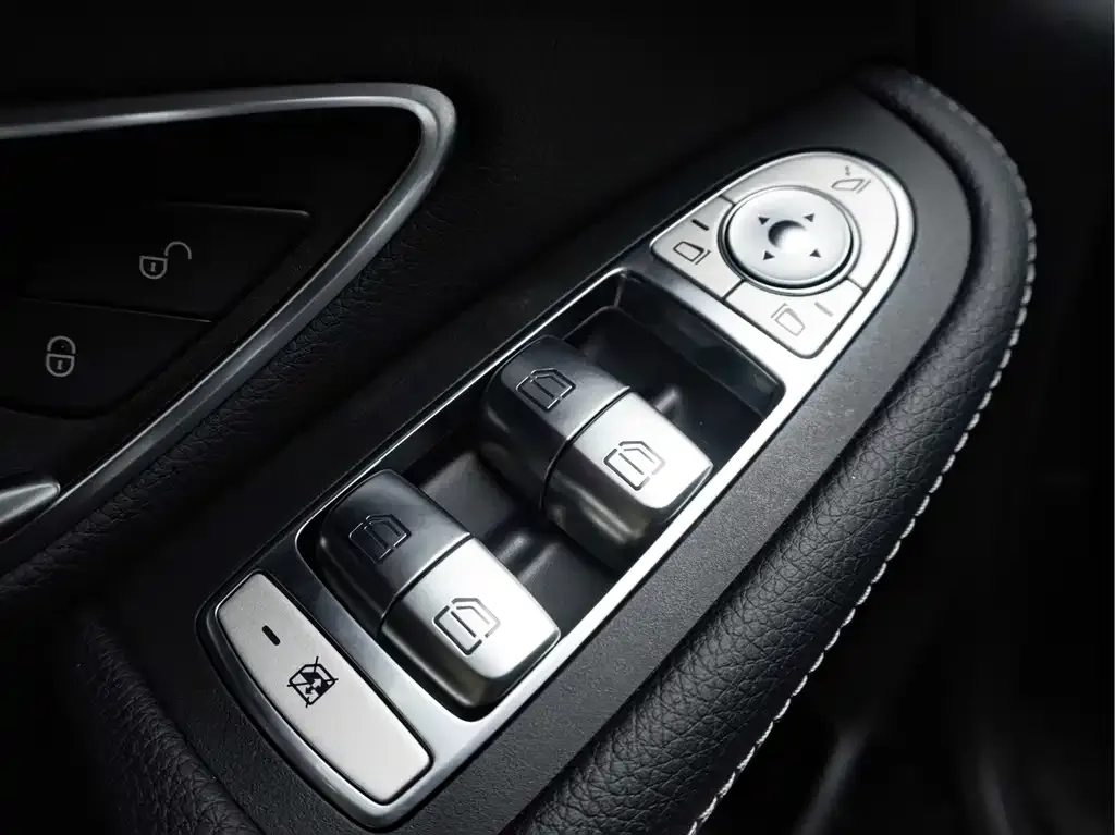 Mercedes-Benz GLC — фото 3