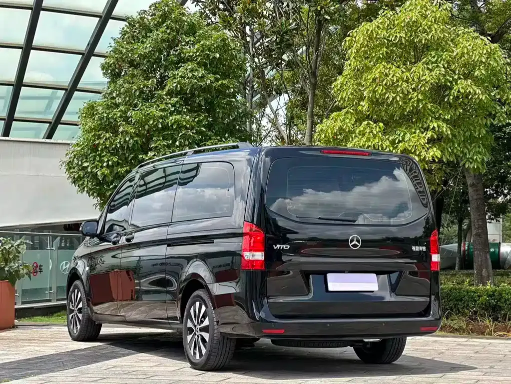 Mercedes-Benz Vito — фото 10
