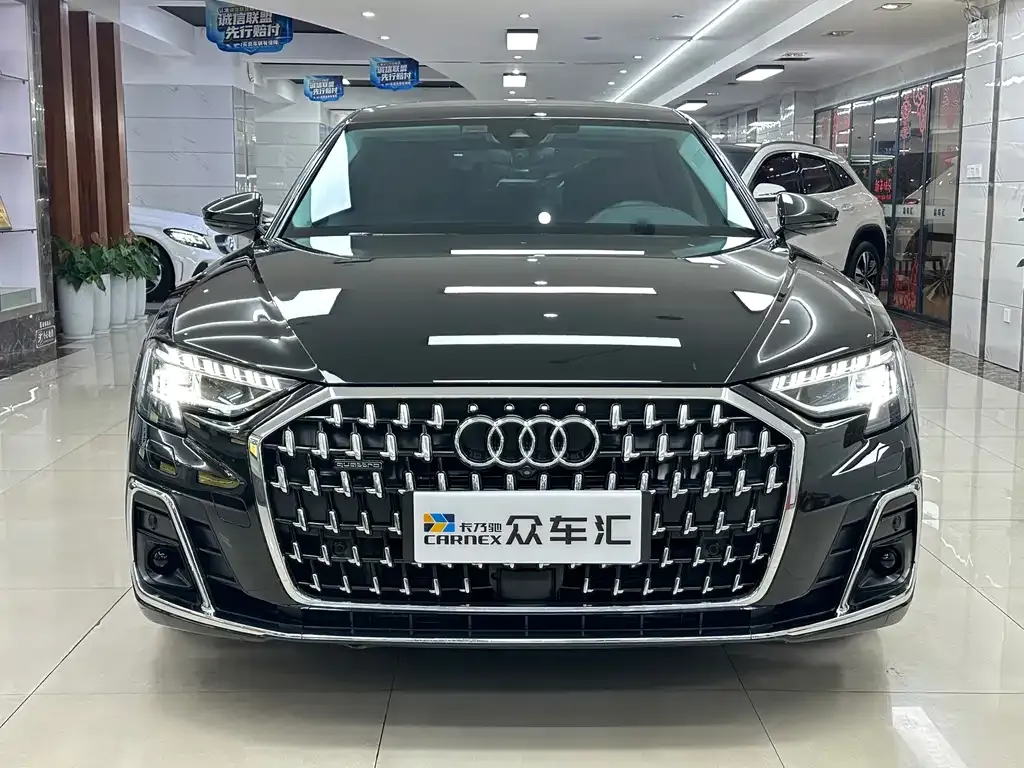 Audi A8 — фото 7