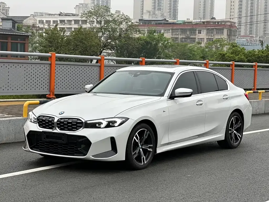 BMW 3 Series — фото 1