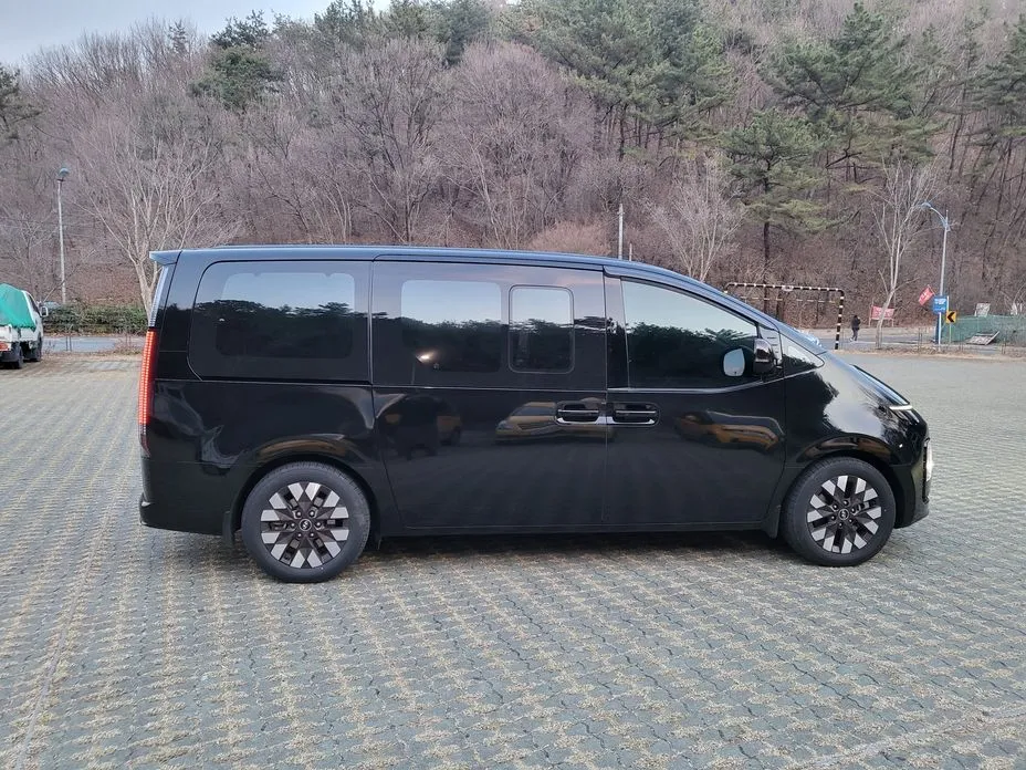 Hyundai Staria — фото 9