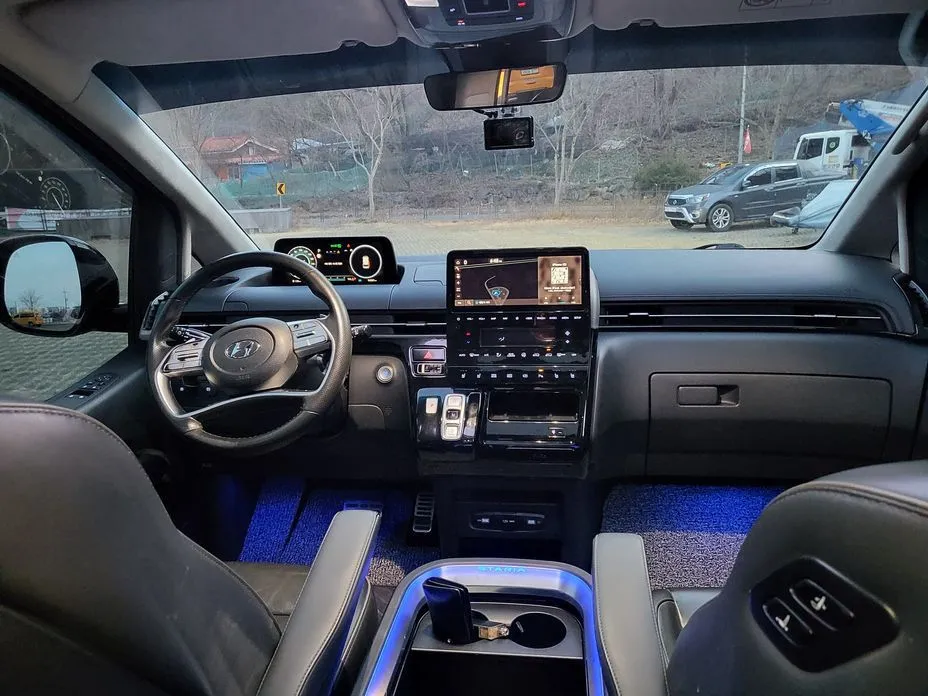 Hyundai Staria — фото 4