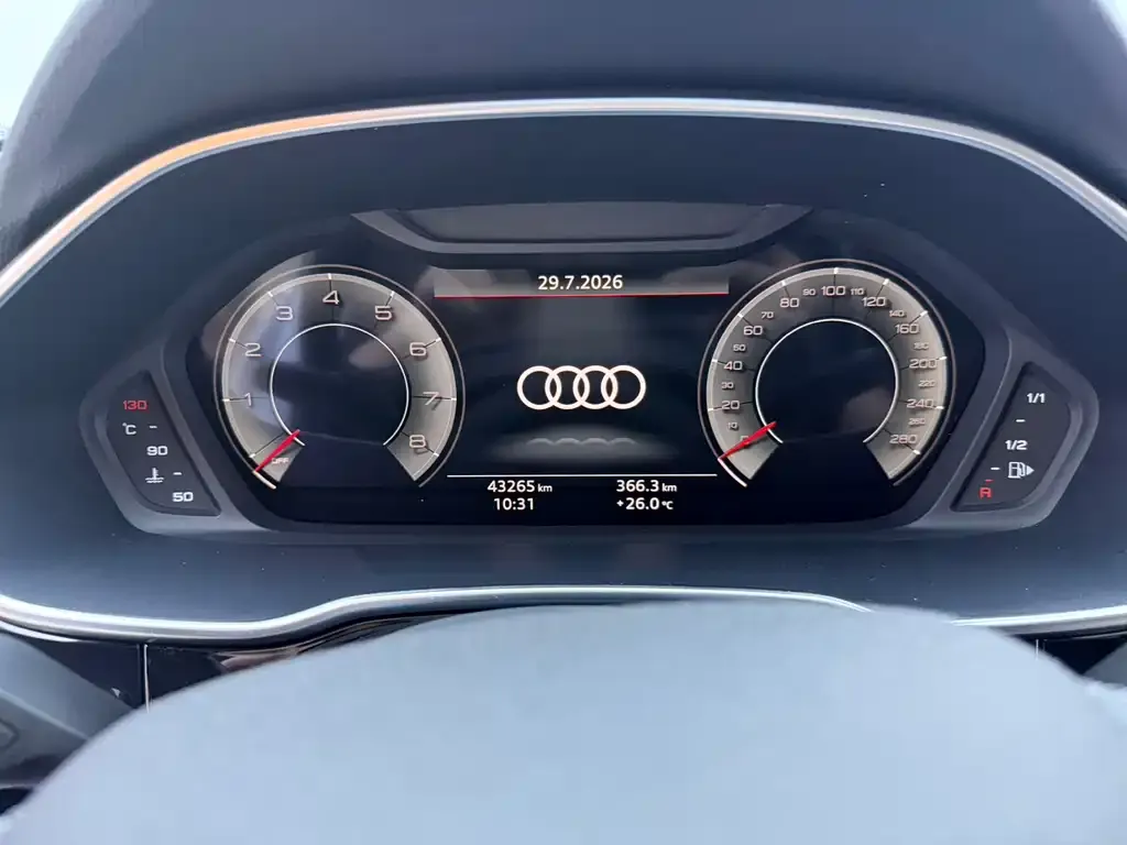 Audi Q3 — фото 3