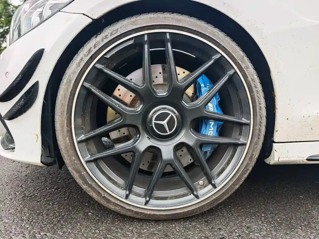 Mercedes-Benz C-Class AMG — фото 10