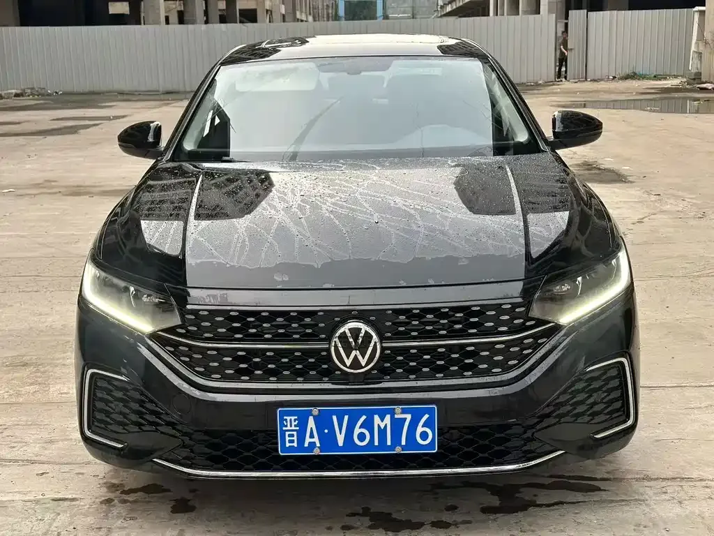 Volkswagen Passat — фото 8