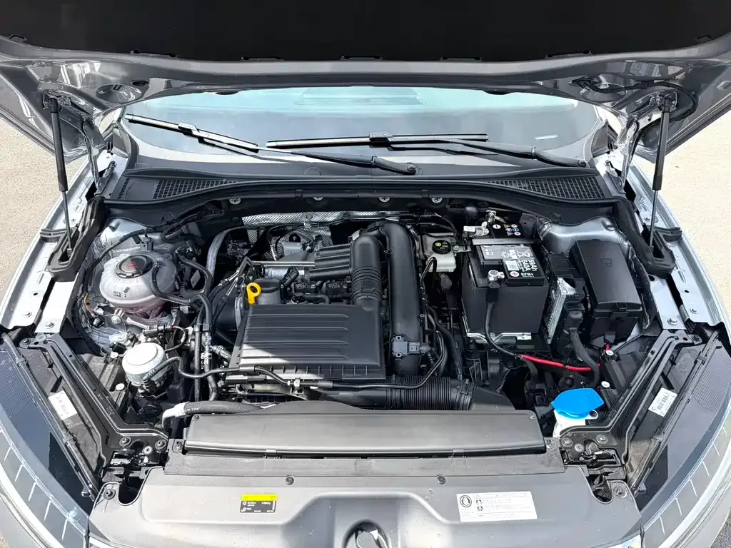 Skoda Superb — фото 9
