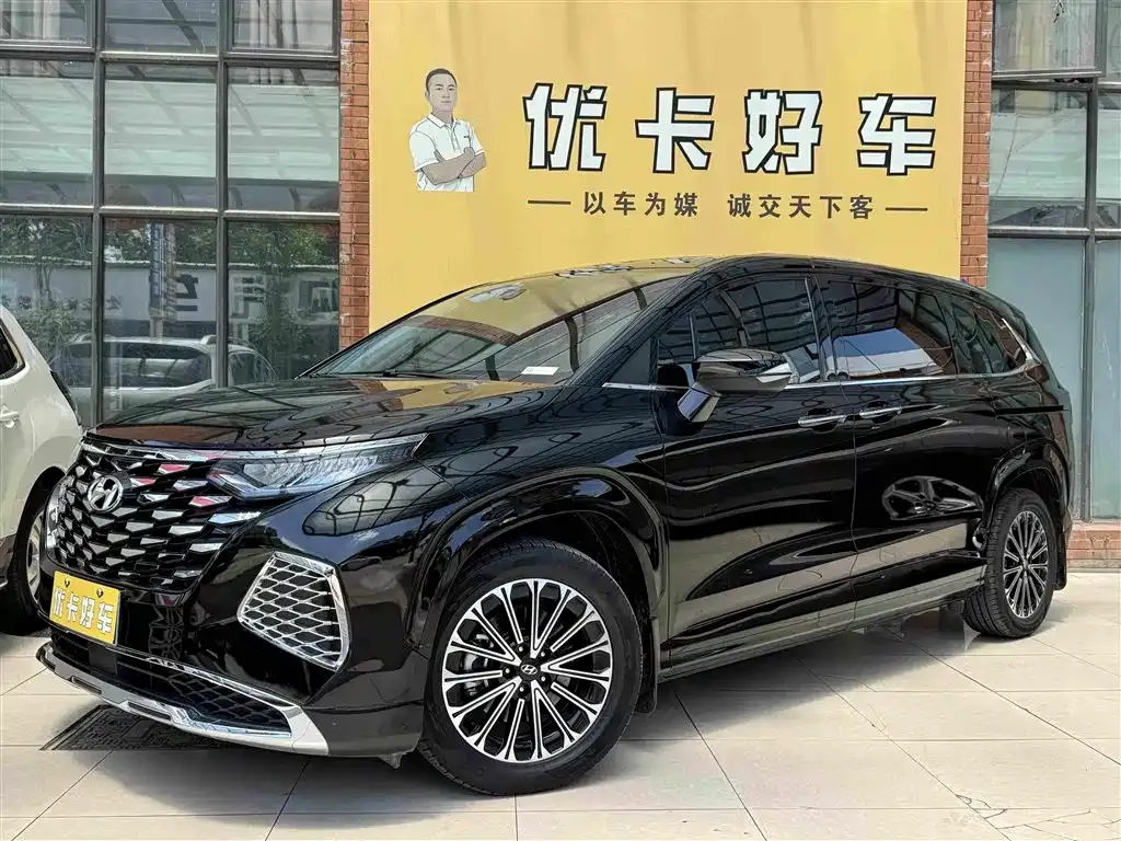 Hyundai Custo — фото 1