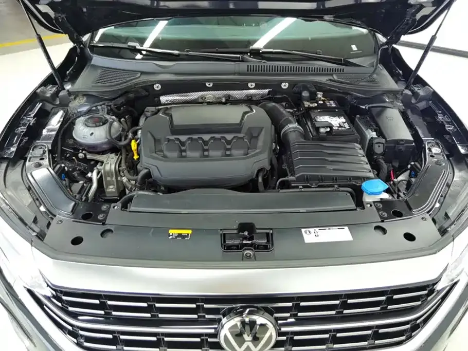 Volkswagen Passat — фото 10