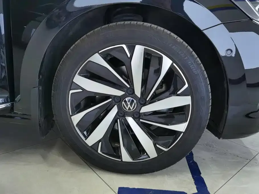Volkswagen Passat — фото 3