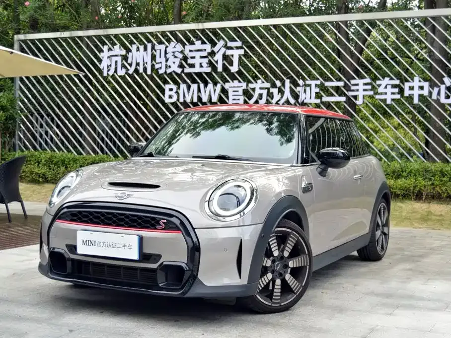 MINI Cooper (3-door) — фото 1