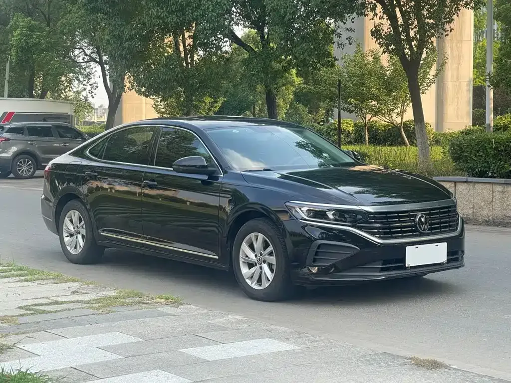 Volkswagen Passat — фото 4