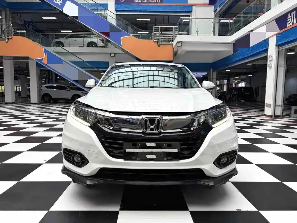 Honda Vezel — фото 10