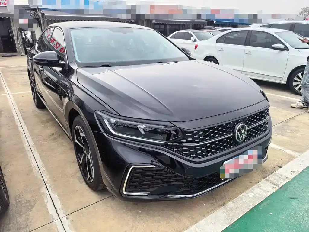 Volkswagen Passat — фото 2