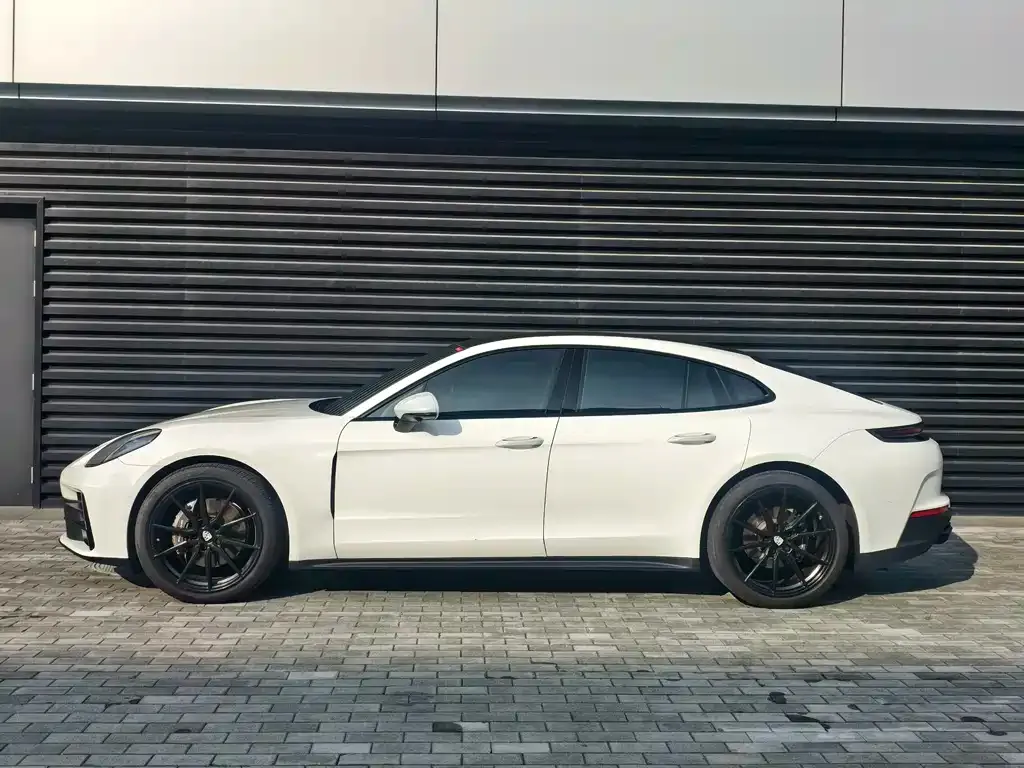 Porsche Panamera — фото 5