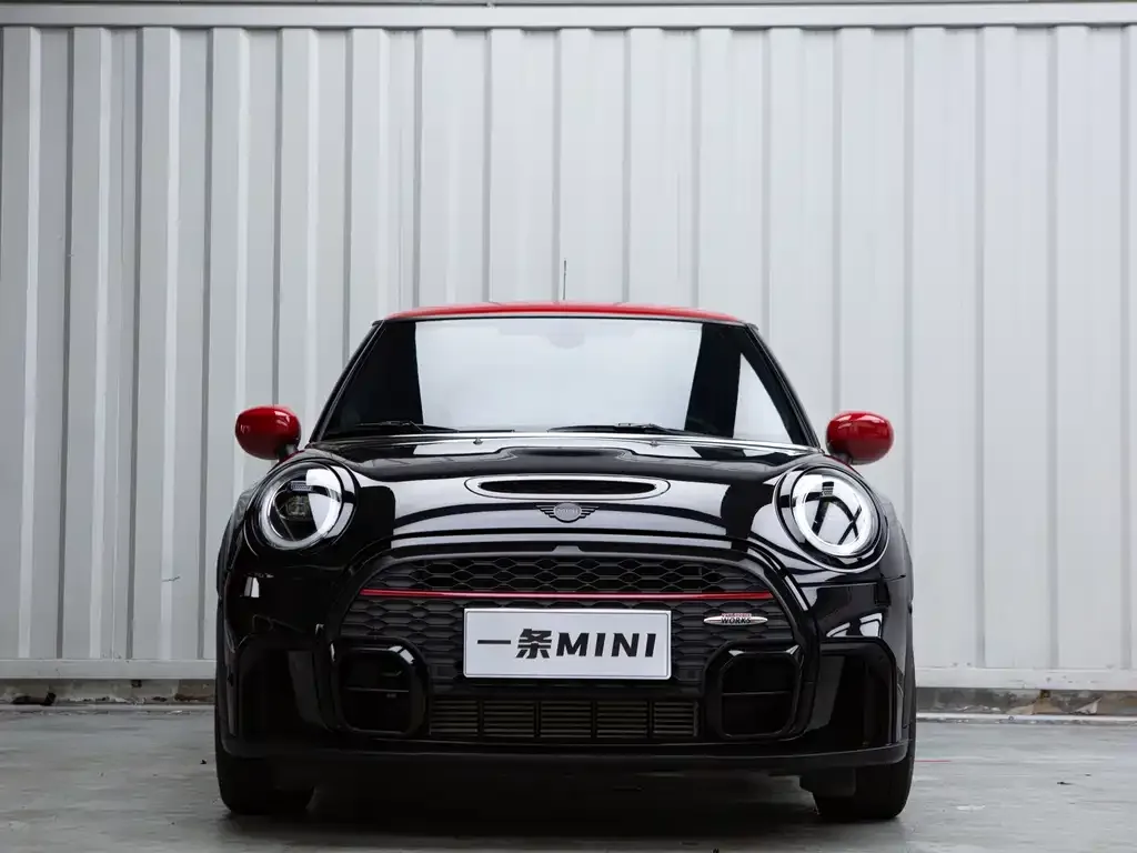 MINI JCW (John Cooper Works) — фото 2