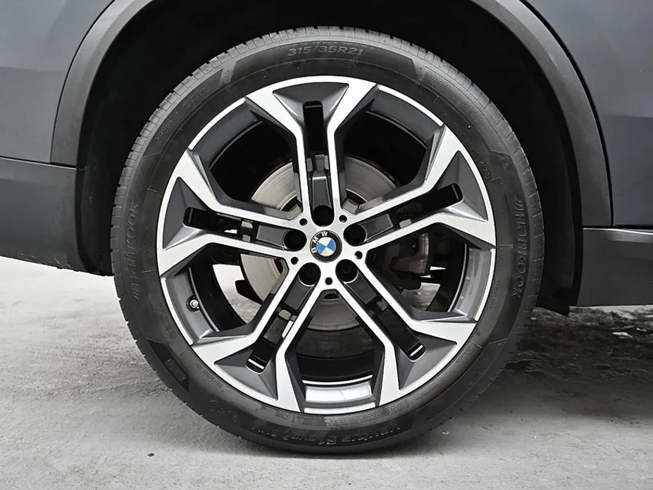BMW X5 — фото 10