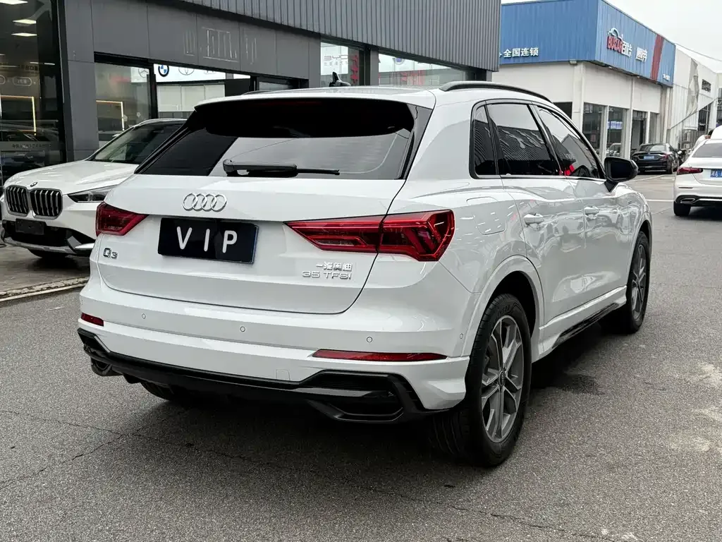 Audi Q3 — фото 3