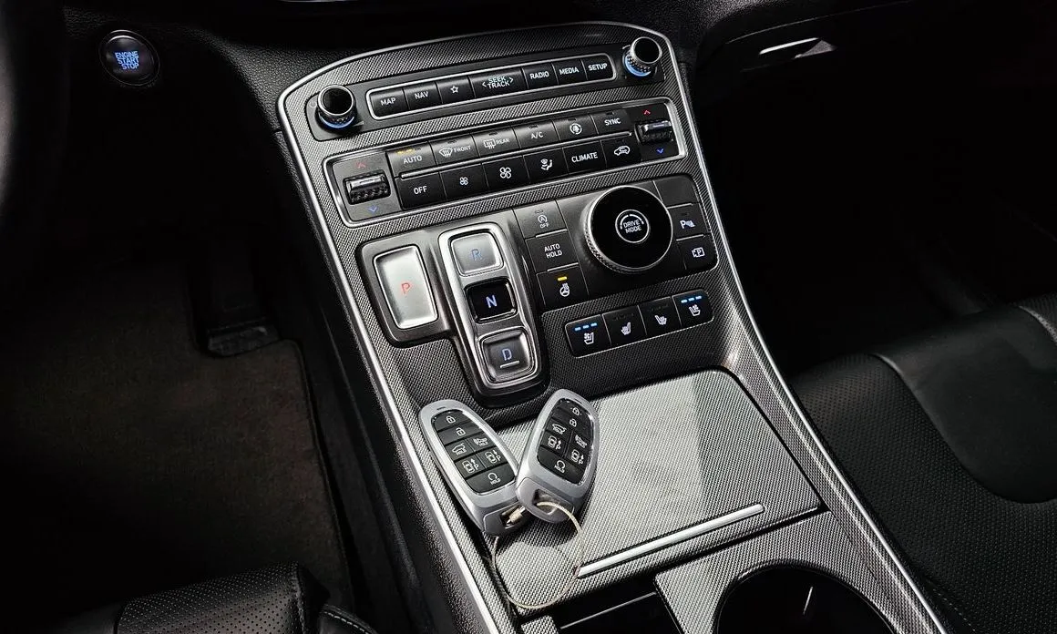 Hyundai Santafe — фото 6