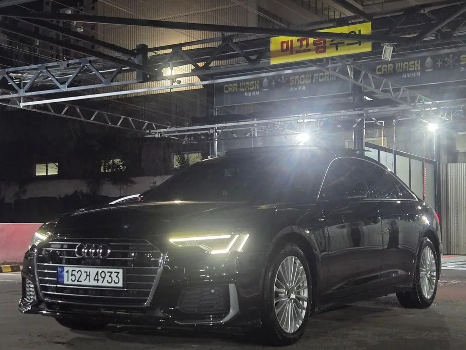 Audi A6 — фото 1