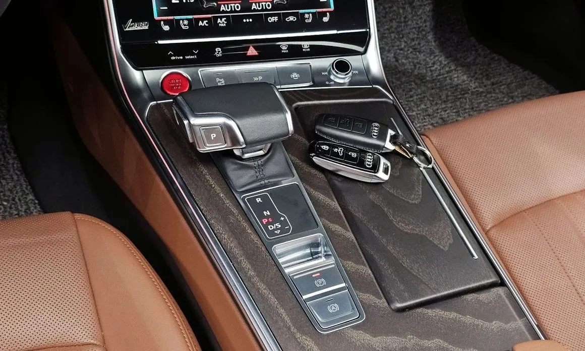 Audi A6 — фото 5