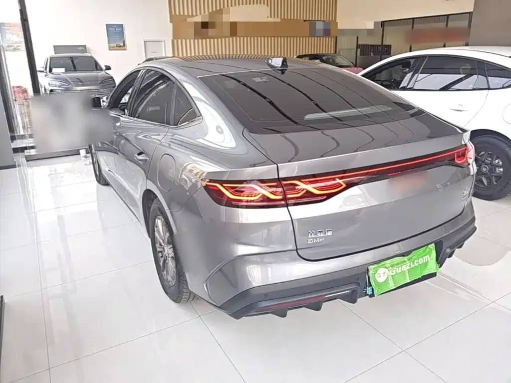 BYD Qin L — фото 10