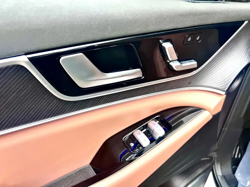 Chery 8L — фото 2