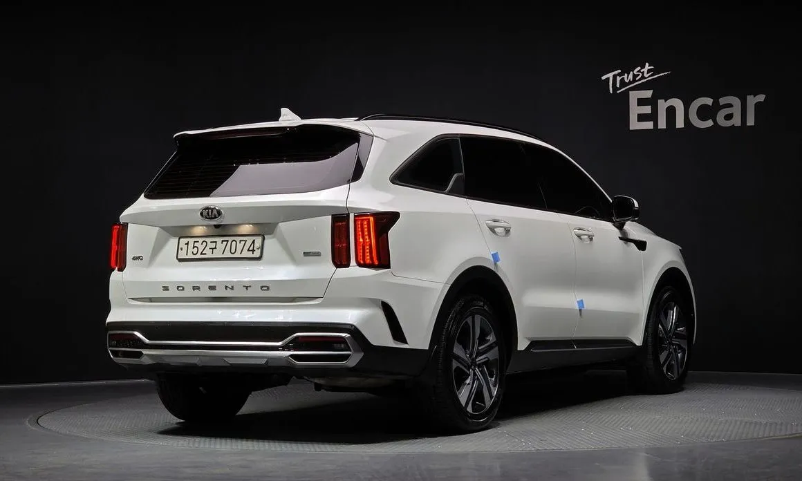 Kia Sorento — фото 5