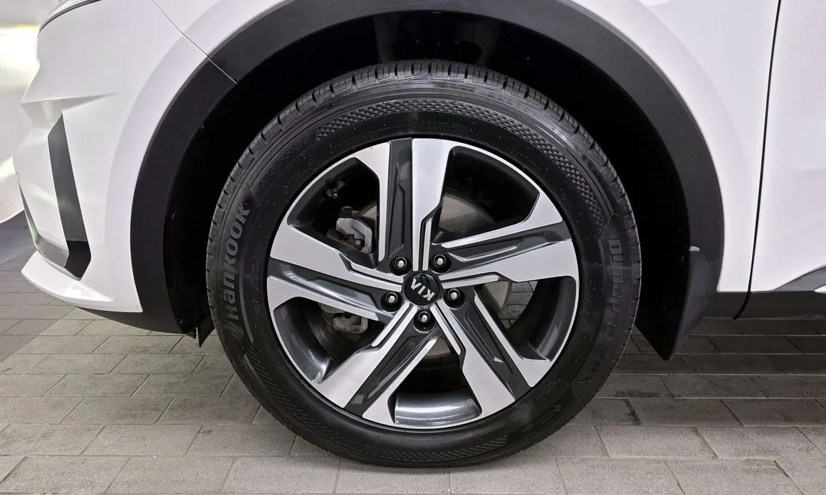 Kia Sorento — фото 8