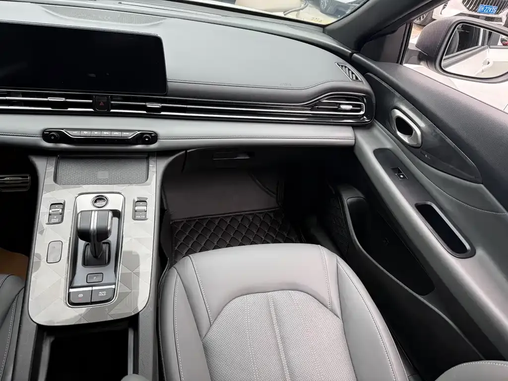 GAC Motor Shadow Leopard — фото 9