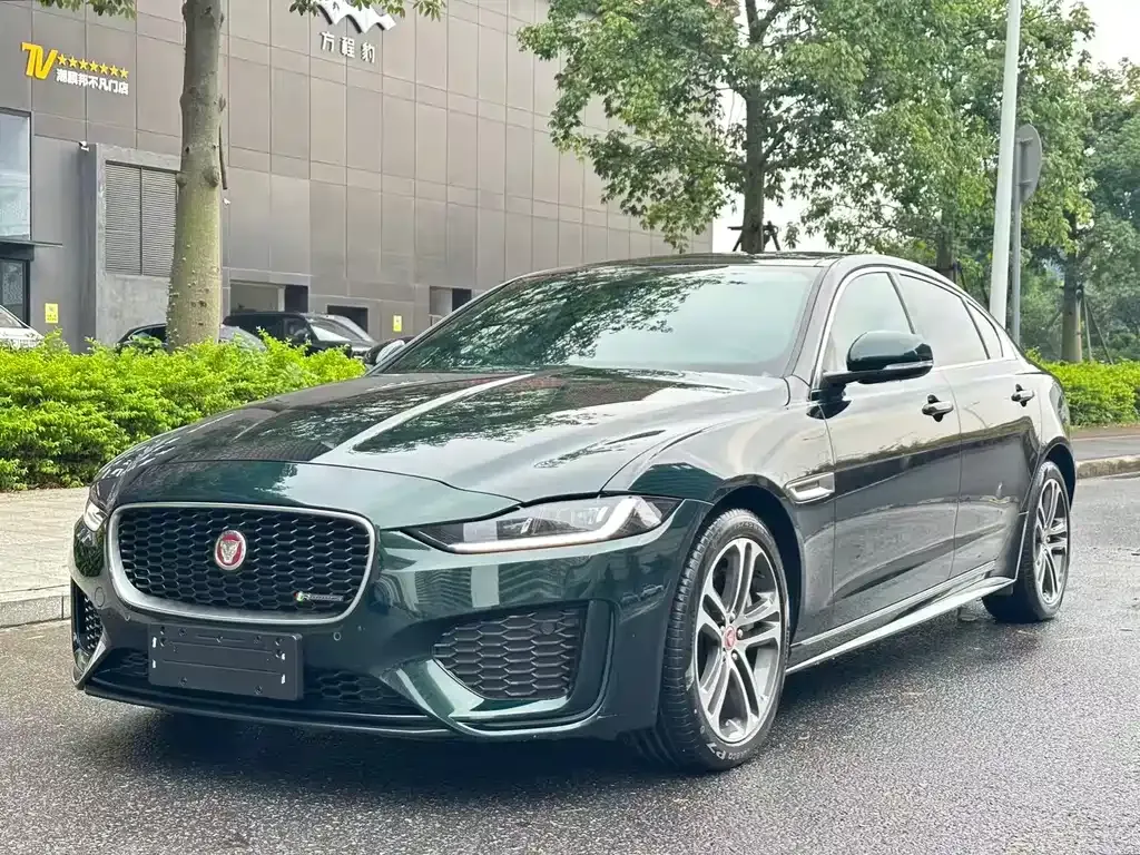 Jaguar XEL — фото 1