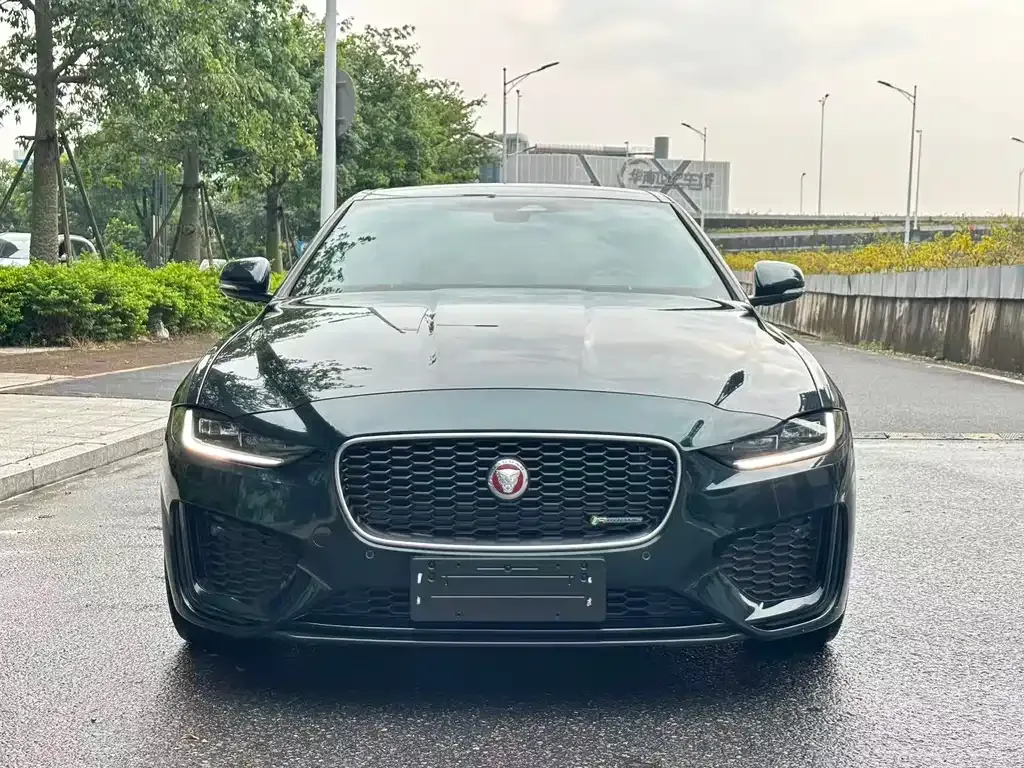 Jaguar XEL — фото 9