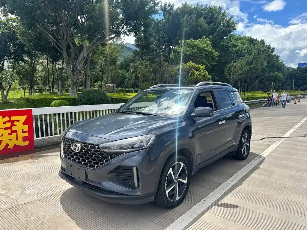 Hyundai ix35 — фото 1