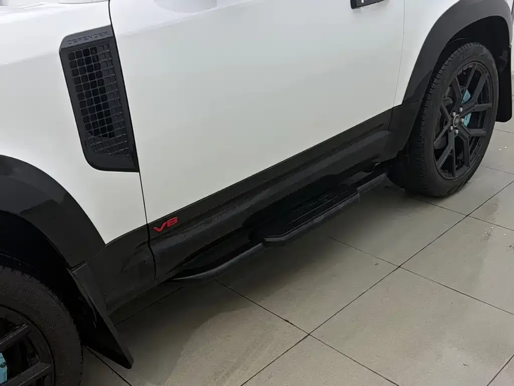 Land Rover Defender — фото 2
