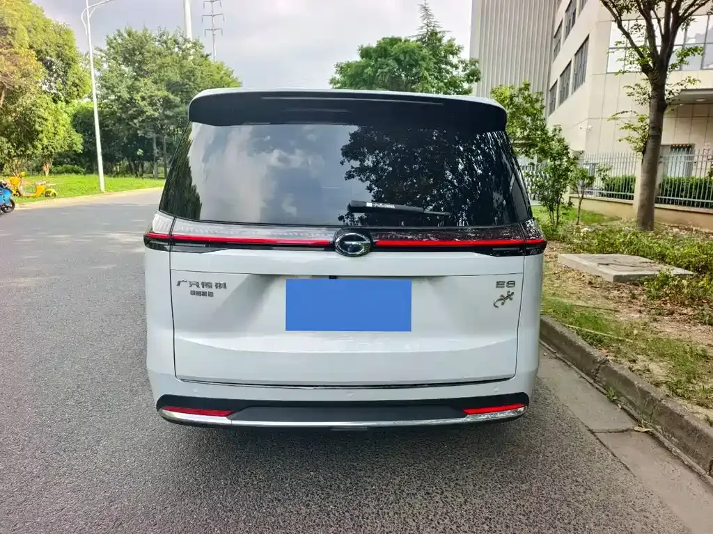 GAC Motor Trumpchi E8 — фото 7