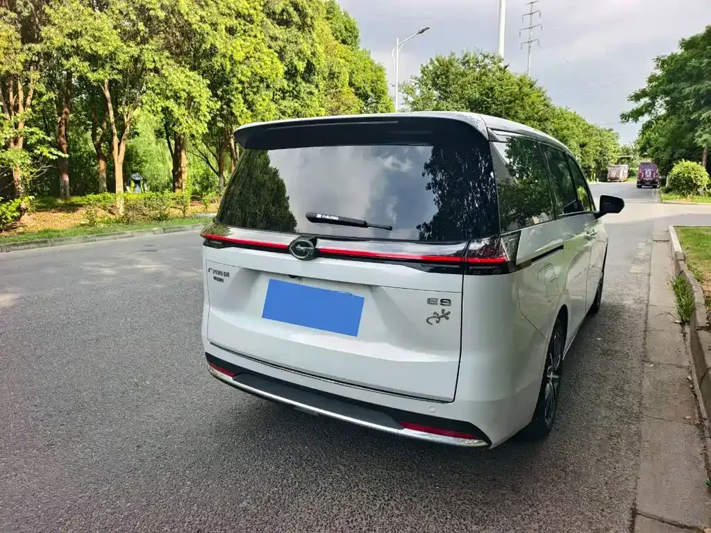 GAC Motor Trumpchi E8 — фото 8