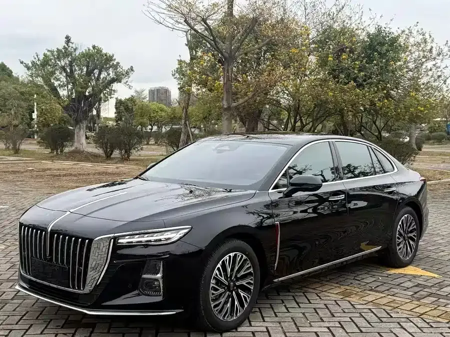 Hongqi H5 — фото 1