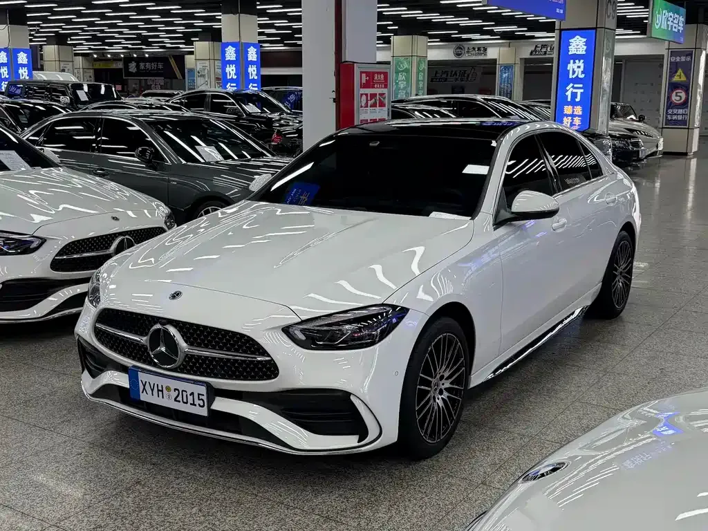 Mercedes-Benz C-Class — фото 1