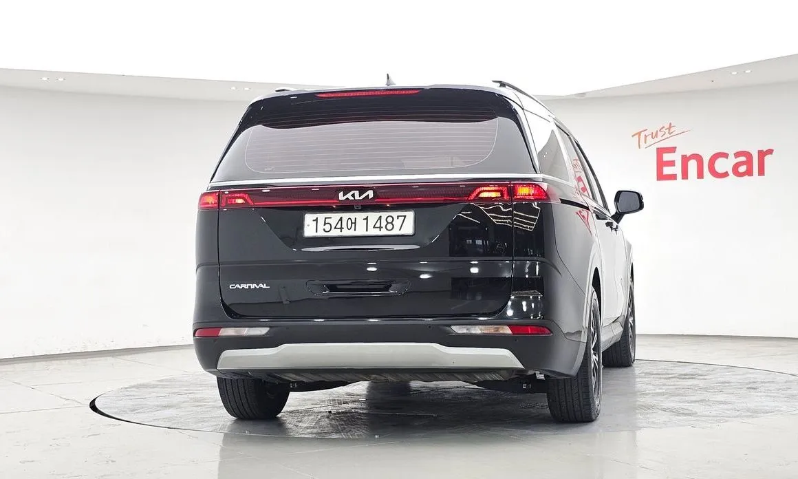 Kia Carnival — фото 2