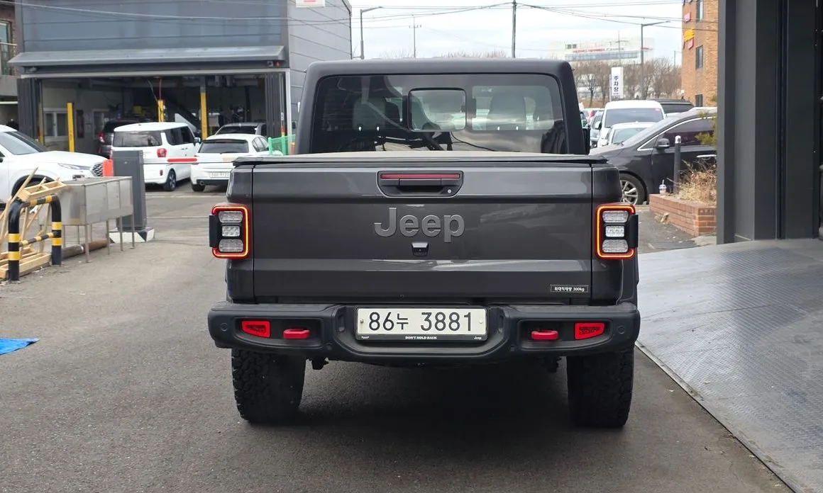 Jeep Gladiator — фото 10