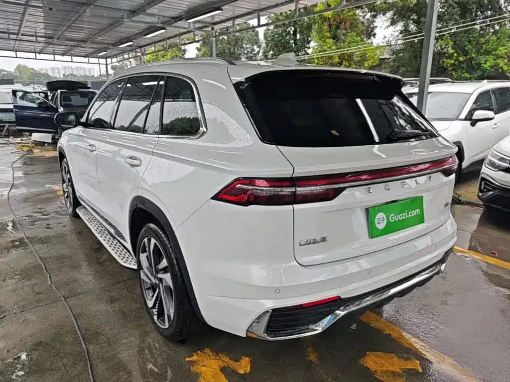 Geely Xingyue L — фото 10
