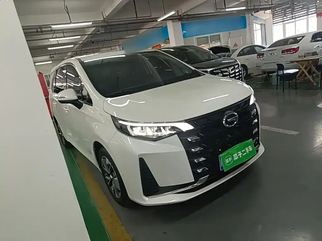 GAC Motor Trumpchi M6 — фото 10