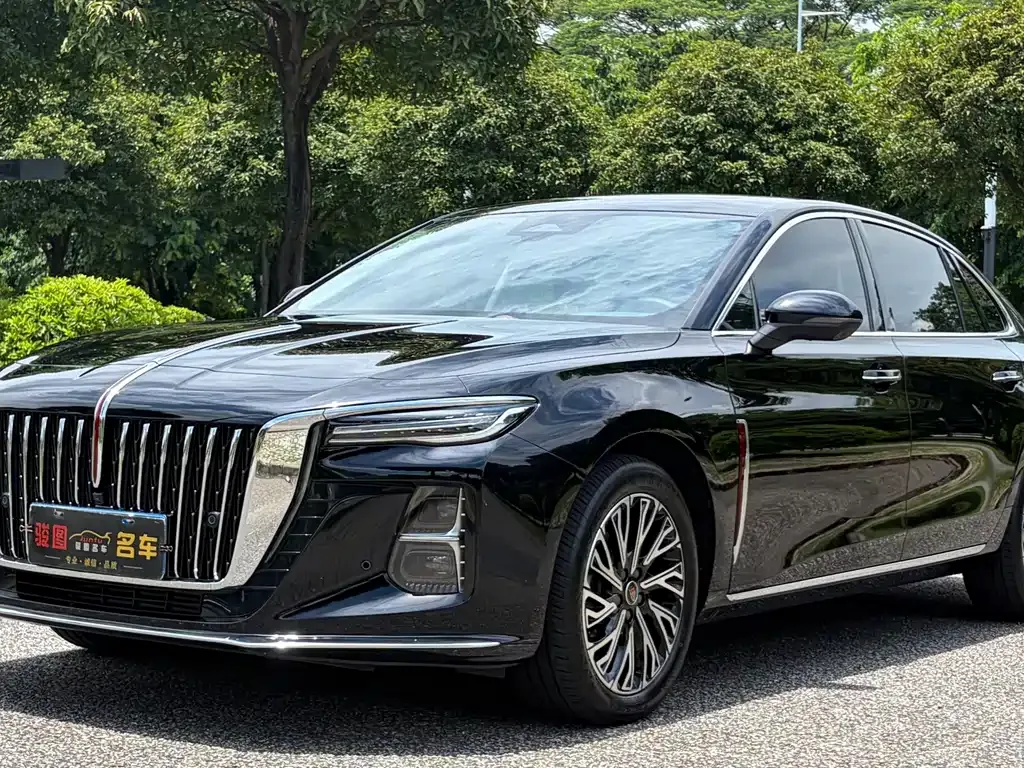 Hongqi H5 — фото 1
