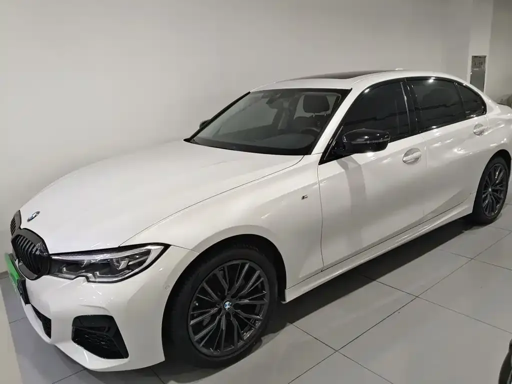 BMW 3 Series — фото 1