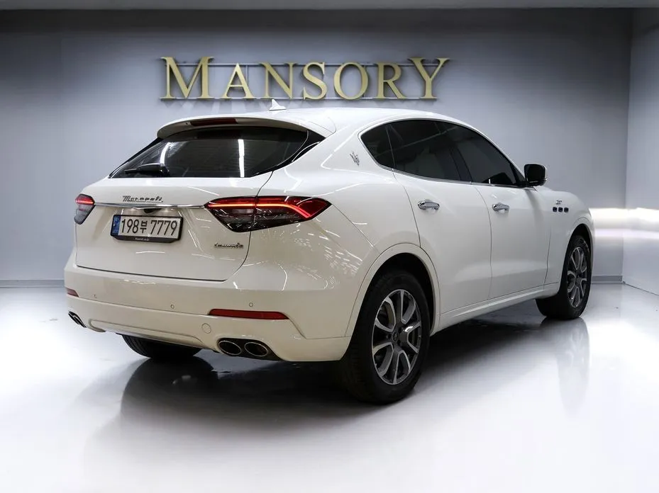 Maserati Levante — фото 7