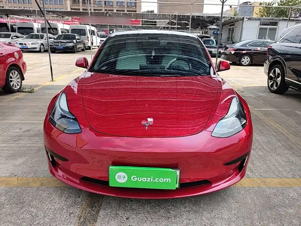 Tesla Model 3 — фото 7
