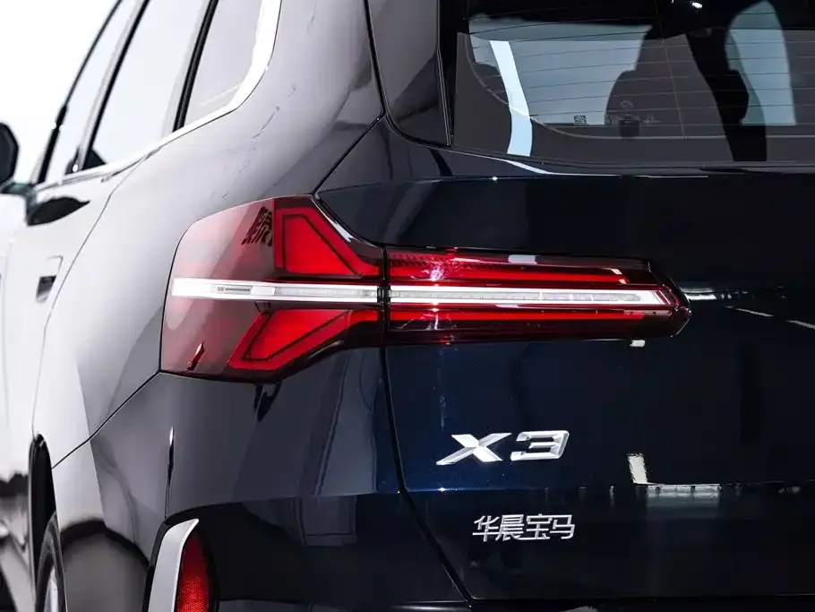 BMW X3 — фото 2