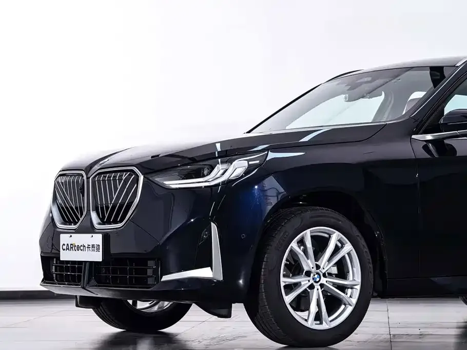 BMW X3 — фото 7
