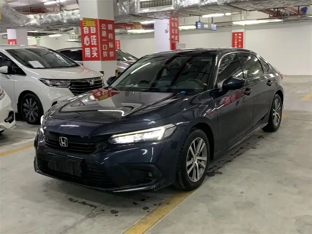 Honda Civic — фото 1